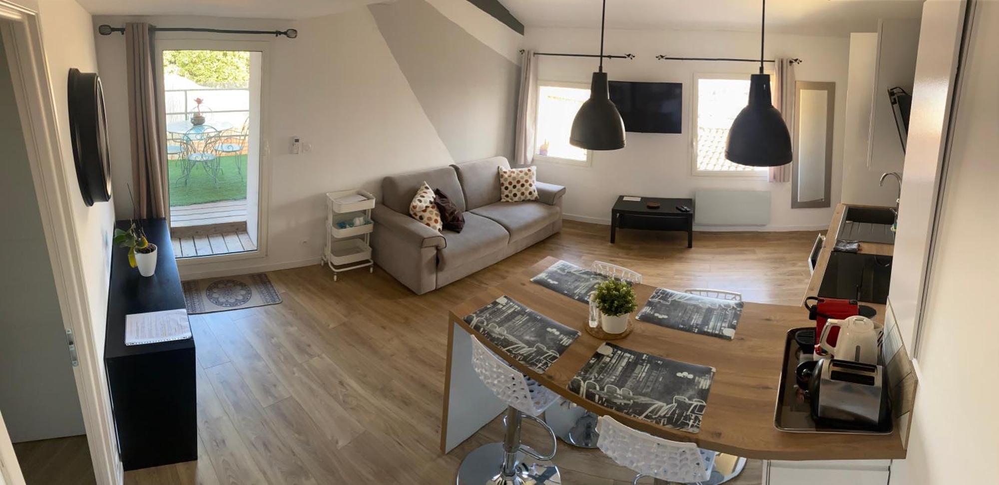 Spacieux Duplex, Vue Mer Et Belle Terrasse Ιέρ Εξωτερικό φωτογραφία